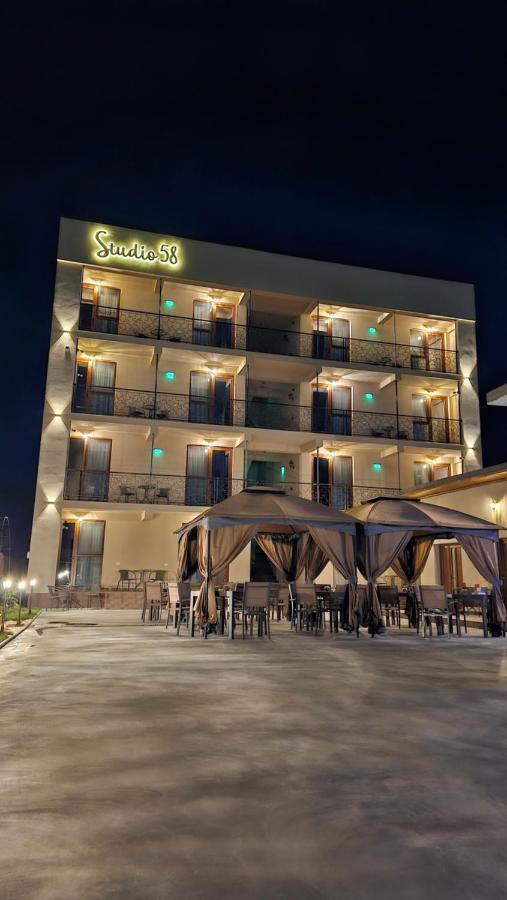 Studio 58 Costinești Kültér fotó